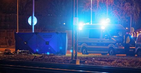 Warszawa. Pociąg śmiertelnie potrącił pieszego. Utrudnienia w kursowaniu Kolei Mazowieckich