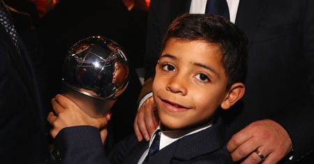 Idzie w ślady ojca. Cristiano Ronaldo Junior podpisał umowę