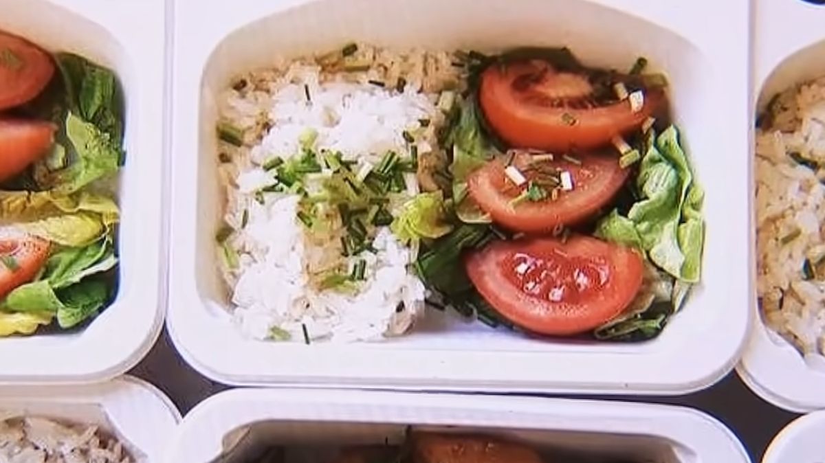 Firma cateringowa oszukiwała klientów. Ludzie czekają na pieniądze