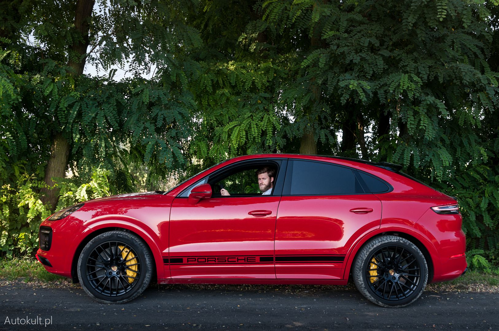 Porsche Cayenne GTS Coupé ze mną za sterami.