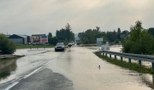 Zakopianka pod wodą po nocnej nawałnicy [WIDEO]