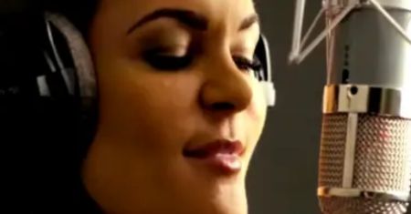 Agnieszka Radwańska… NAGRAŁA PIOSENKĘ! "Siała baba mak"