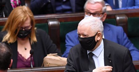 "Lex Kaczyński".  Hermeliński: "Władze wykonują taniec świętego Wita"