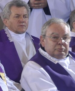 Ubiegł Sekielskich. Przypomina niewygodne fakty z życia Rydzyka