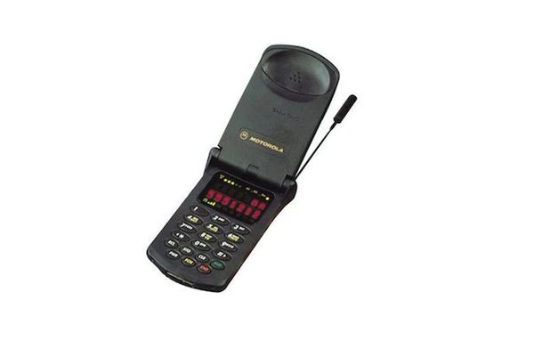 Motorola kończy 90 lat. Oto 5 telefonów firmy, których nie zapomnę 4