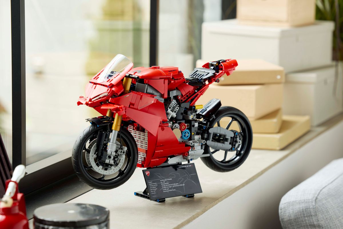 Ducati Panigale V4 S Lego