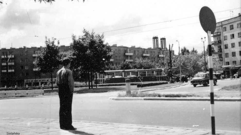 Warszawa. Zdjęcie ulicy Mickiewicza z lat 60.