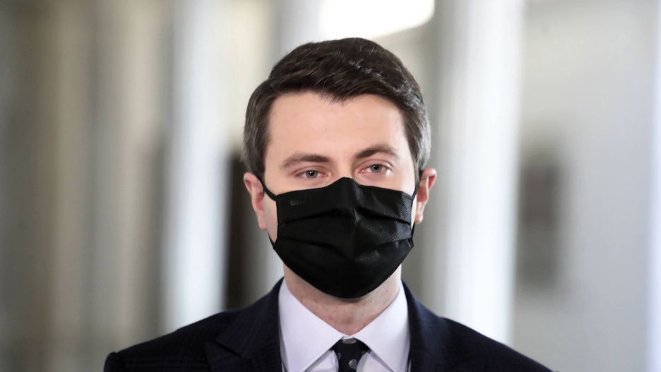 Nowe obostrzenia już wkrótce? Rzecznik rządu komentuje