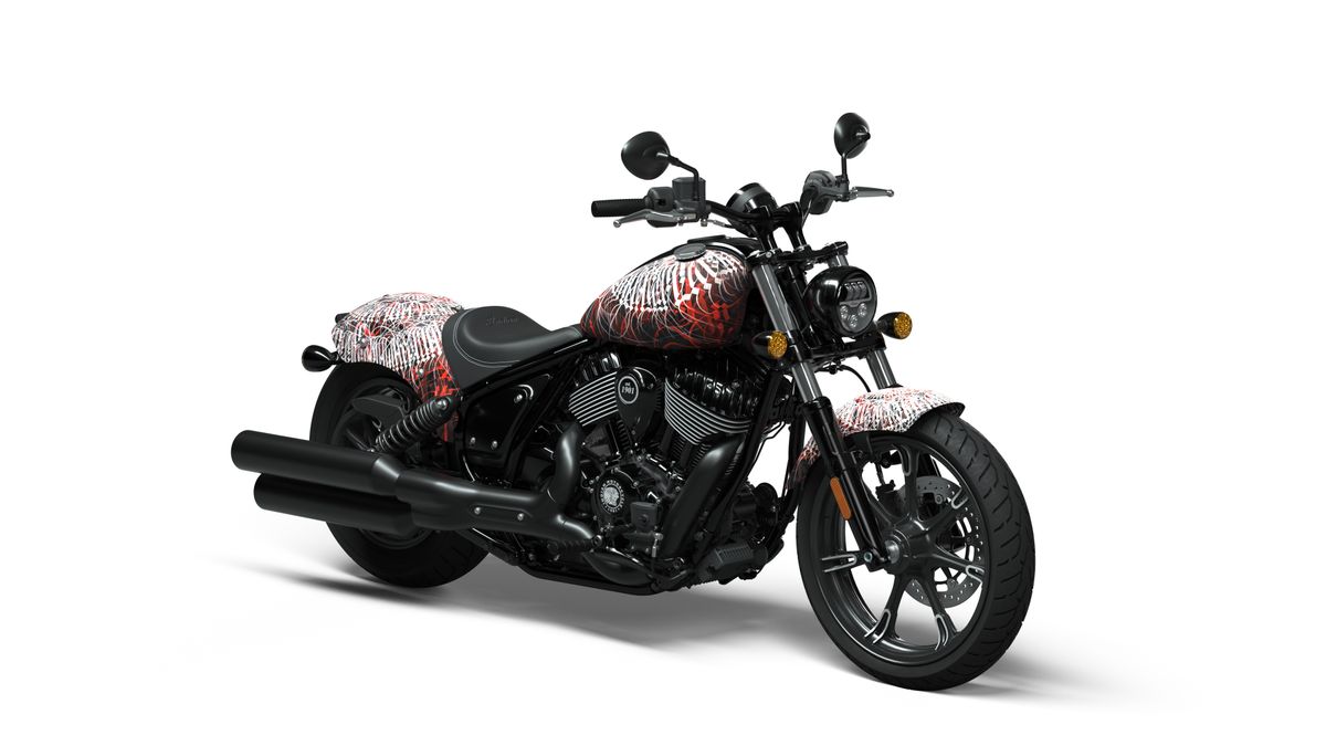 Indian Chief Dark Horse pomalowany przez Mayonaize'a 