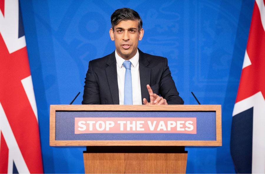 Brytyjski premier Rishi Sunak o zakazie sprzedaży vape'ów