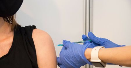 Szczepionka AstraZeneca. EMA po raz kolejny zabrała głos ws. preparatu