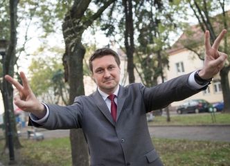 Seksposeł spowodował wypadek i zasłaniał się immunitetem! "Uderzył w samochód, którym podróżowała rodzina"