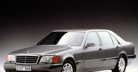Mercedes-Benz 800 SEL miał być napędzany 18-cylindrowym silnikiem. Niestety, skończyło się na szkicach