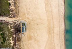 Plaża w Gdańsku z zakazem kąpieli. W wodzie wykryto bakterię