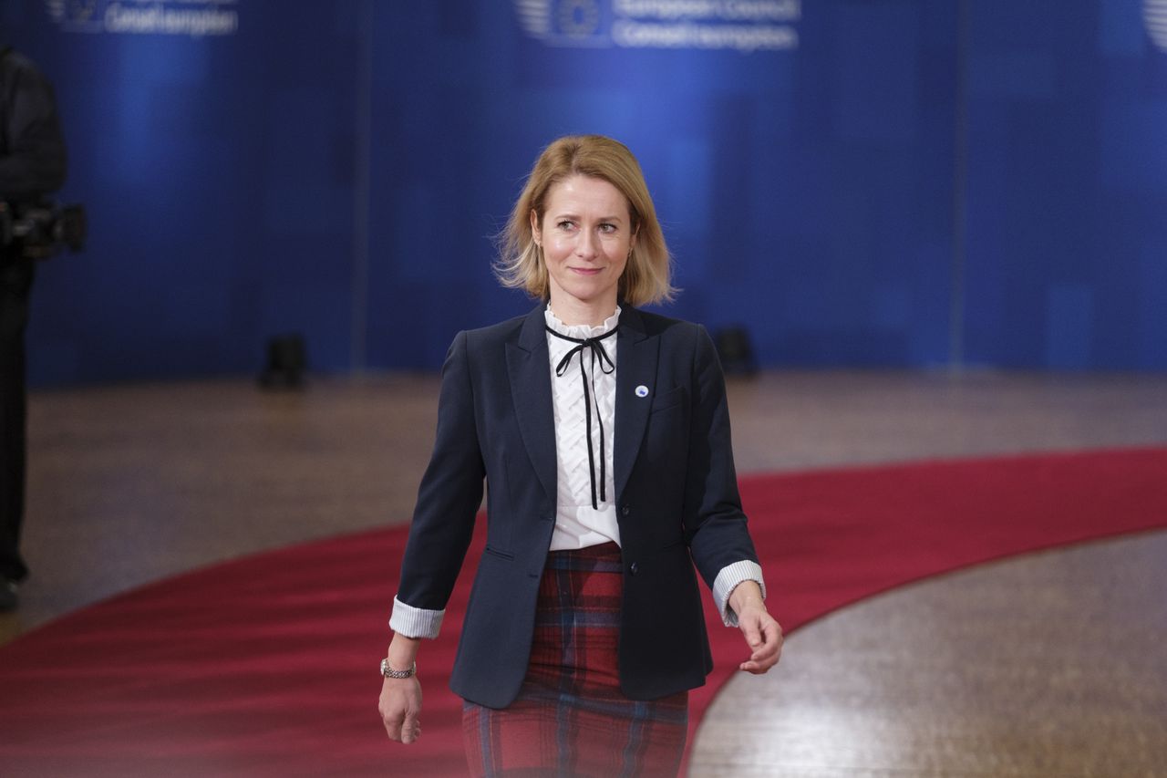 BRUSSELS, BELGIUM - DECEMBER 19: EU Commission vice-president, High Representative for Foreign Affairs and Security Policy Kaja Kallas talks to the media before the start of an EU Summit meeting in the Europa, the EU Council headquarter on December 19, 2024 in Brussels, Belgium. Ukrainian President Volodymyr Zelenskyy called for unity between the USA and the EU in order to achieve peace in Ukraine on Thursday as he arrived at the European summit in Brussels. (Photo by Thierry Monasse/Getty Images)