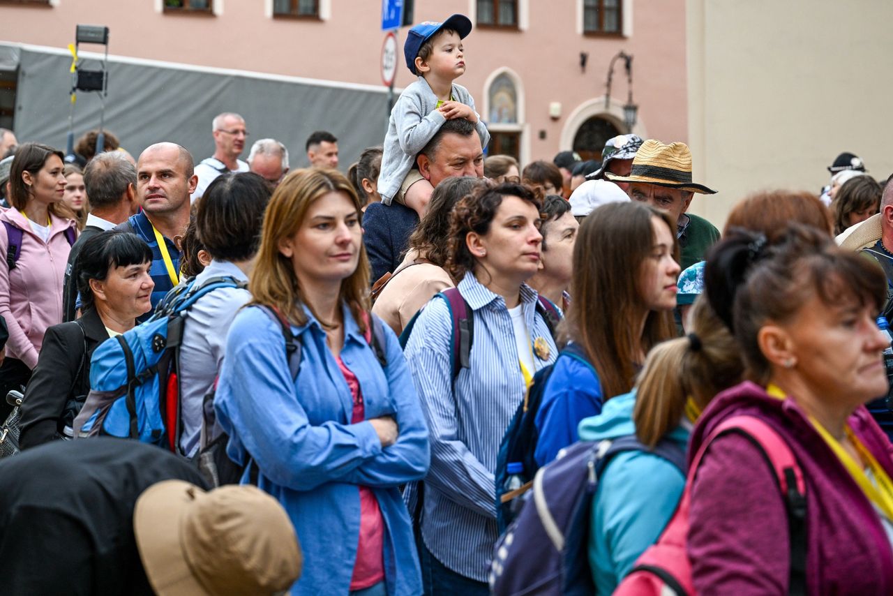 Uczestnicy 44. Przemyskiej Archidiecezjalnej Pieszej Pielgrzymki z Przemyśla na Jasną Górę przemierzą blisko 400 kilometrów – ok. 30 km. dziennie