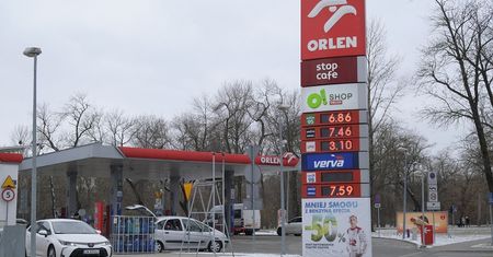 Paliwo na stacjach Orlenu będzie tańsze. Daniel Obajtek podał nowe ceny paliw