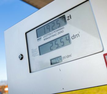 Stacje, które zawyżają ceny paliw, pod lupą skarbówki. Grozi im wielka kara