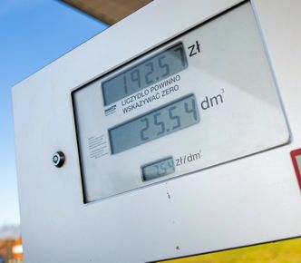 Stacje, które zawyżają ceny paliw, pod lupą skarbówki. Grozi im wielka kara