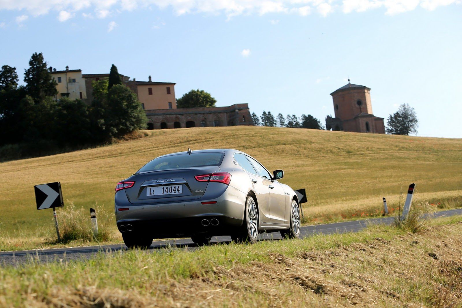 2014 Maserati Ghibli - Włosi wiedzą, co to piękno [galeria] 24