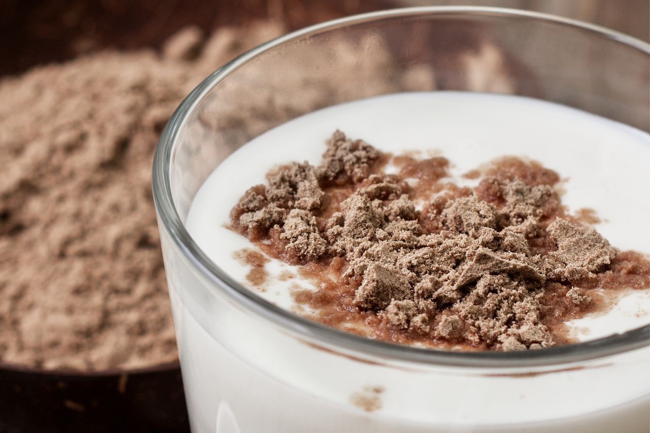 Dodaj do jogurtu i patrz, jak spada waga. Zahamujesz głód i wymieciesz złogi z jelit