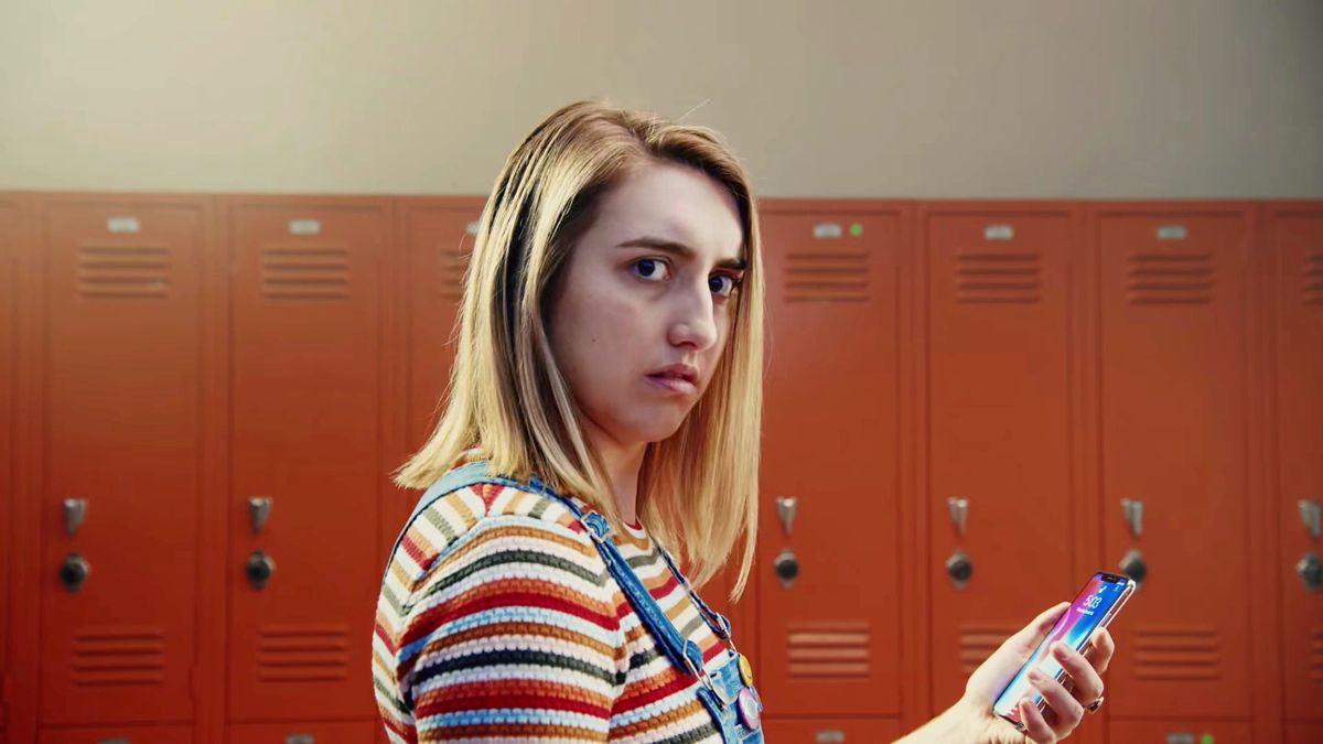 Poważna luka w iPhone'ach. Siri wyrecytuje wszystkim twoje prywatne wiadomości [Aktualizacja] 1