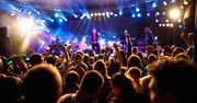 Jasło: Koncert z okazji Dnia Kobiet w Domu Kultury. Muzyczny wieczór pełen przebojów