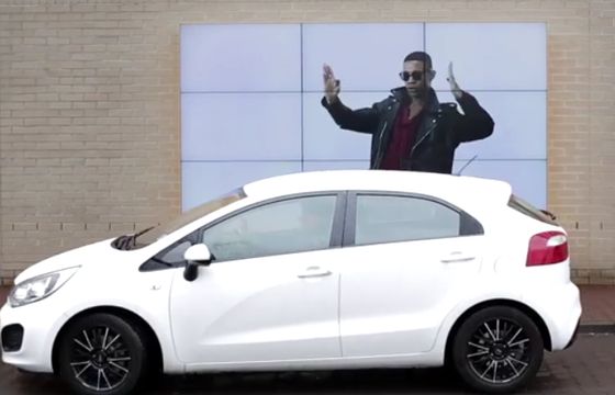 Interaktywny billboard Fiata pomaga parkować (wideo)