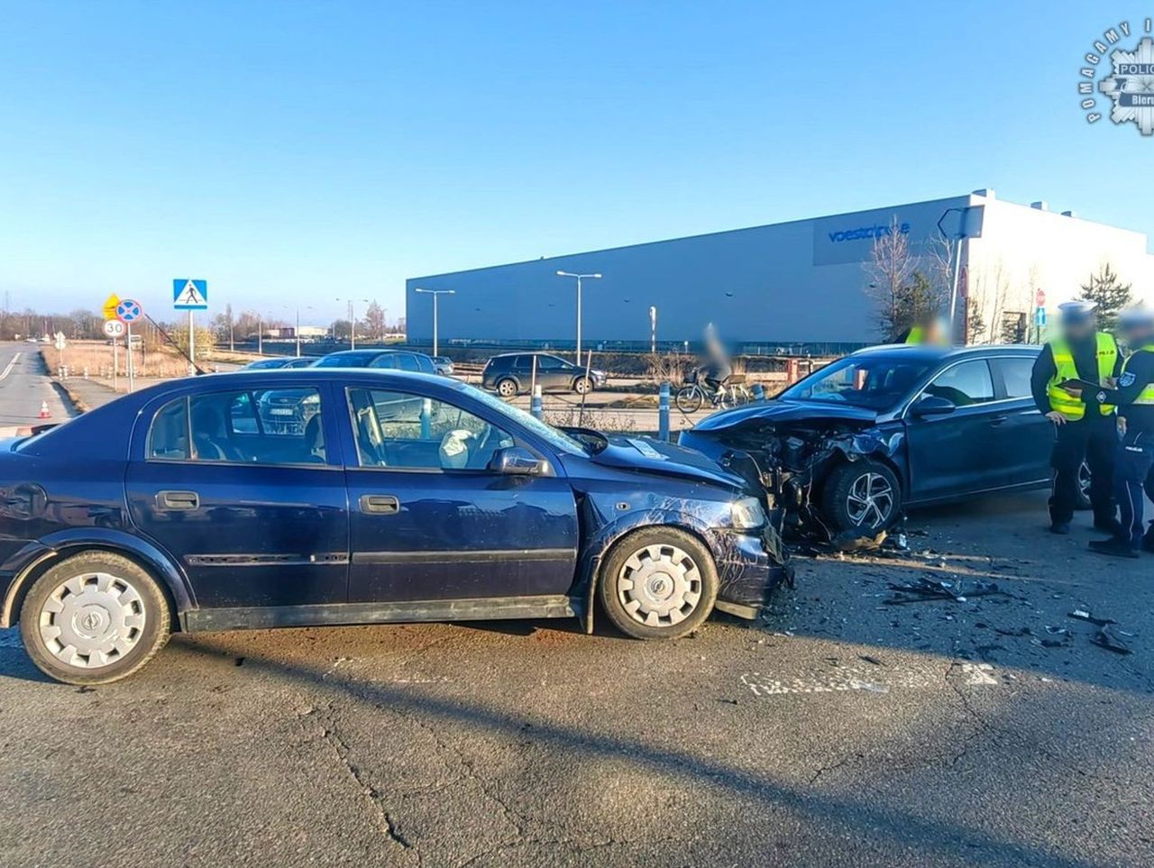 Uciekał z więzienia. Doprowadził do zderzenia czołowego