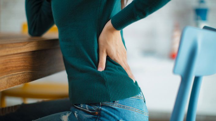 Dehydratacja krążków międzykręgowych to dysfunkcja kręgosłupa, którą charakteryzuje silny ból.