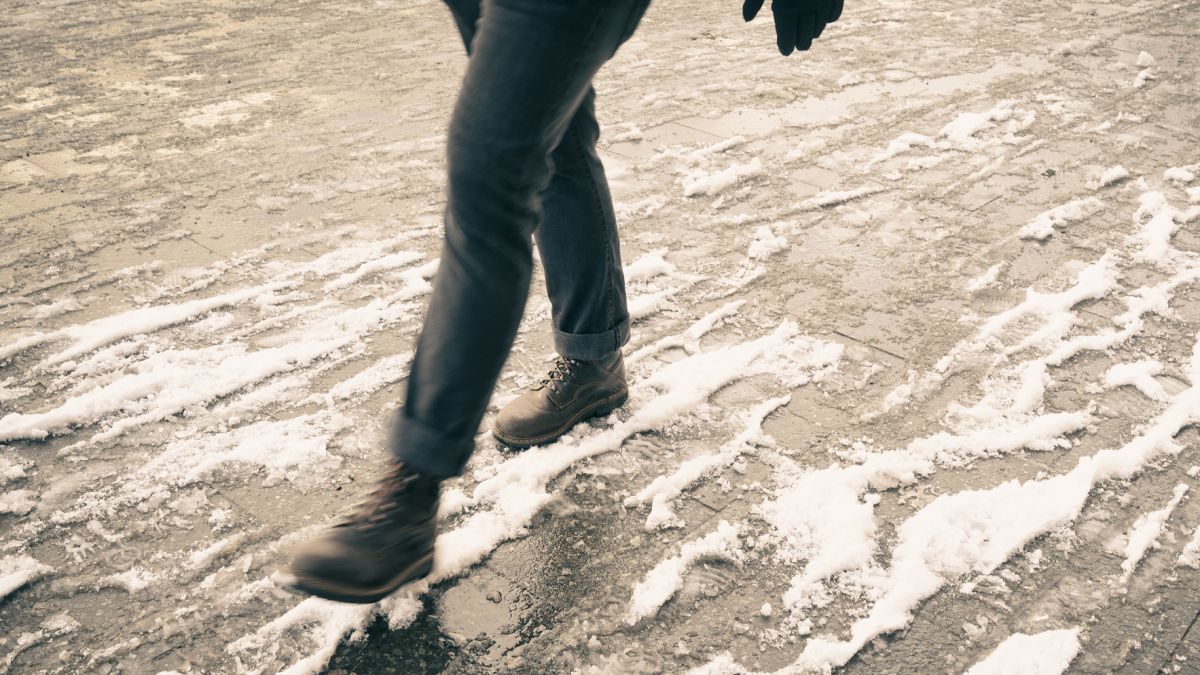 Na chodnikach i drogach będzie ślisko