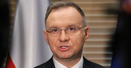 Próbują "związać mu ręce". Duda ostrzega Trumpa przed Niemcami
