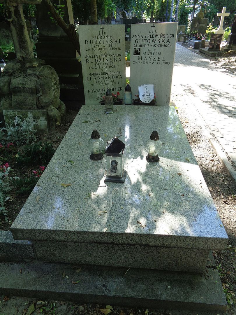 Grób Zofii Merle, jej męża i syna