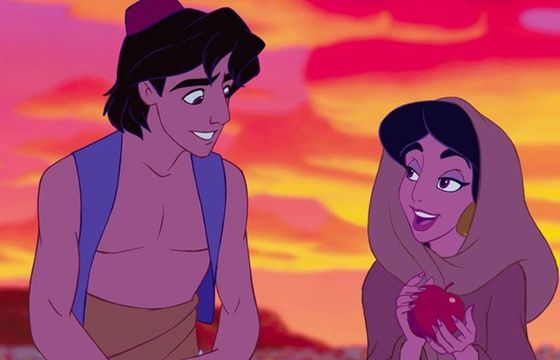 Disney przyciemnia kolor skóry białym statystom na planie filmu "Aladyn"