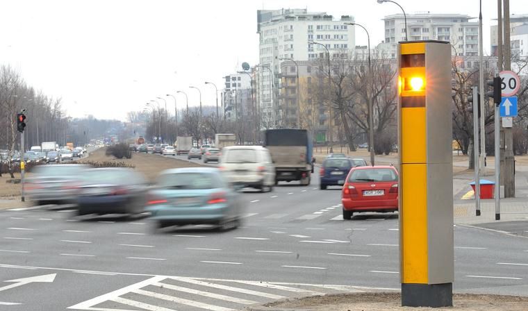 Fotoradar ul. Sobieskiego i Sikorskiego (fot. polskalokalna.pl)