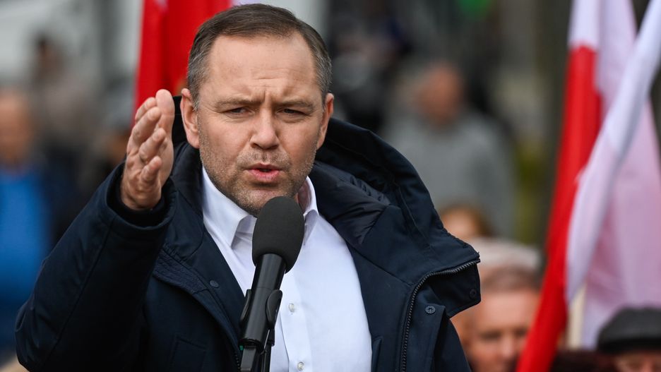 GARWOLIN, POLAND - MAY 05: Karol Nawrocki, a non-partisan Presidential candidate supported by the Law and Justice Party, delivers a speech during a political rally as the Presidential campaign enters the last two weeks on May 05, 2025 in Garwolin, Poland. Karol Nawrocki's rally in Garwolin comes days after his meeting with US President Donald Trump in the White House, in a show of support for Nawrocki as the candidate for Poland's nationalist opposition party Law and Justice (PiS), ahead of the country's upcoming presidential election on May 18. Nawrocki has been polling closely behind the ruling Civic Coalition (KO)'s candidate Rafal Trzaskowski. If neither wins 50% of the vote in the first round ballot, a runoff will be held on June 1.  (Photo by Omar Marques/Getty Images)