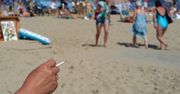 Czy można palić papierosy na plaży? Mandat cię zaskoczy