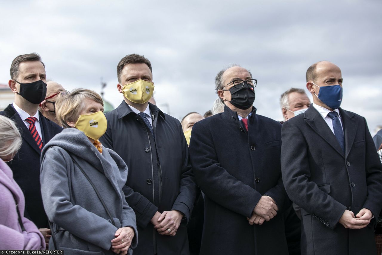 Sondaż. Zmiany w czołówce. Dwie partie poza Sejmem