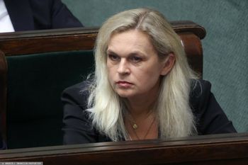 Poszła na premierę "Lalki". Ocenia ją jednoznacznie