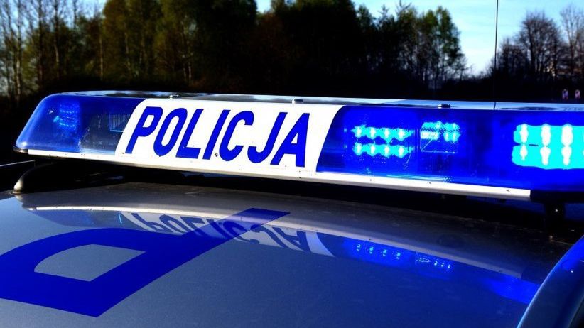 Śląskie. W Częstochowie policjant pomógł rodzicom dojechać do szpitala z rannym dzieckiem.