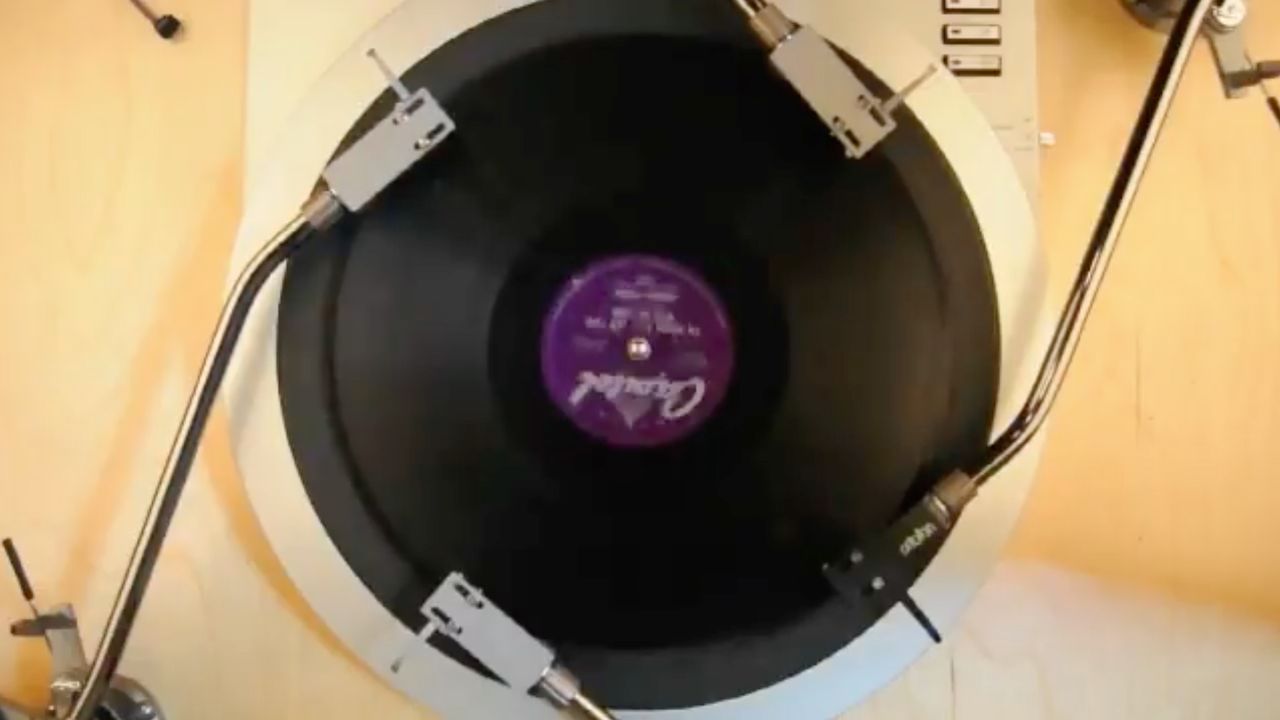 Historyczne nagrania trafiają z ponad 100-letnich płyt gramofonowych prosto do Internetu. Jak wygląda ten proces?