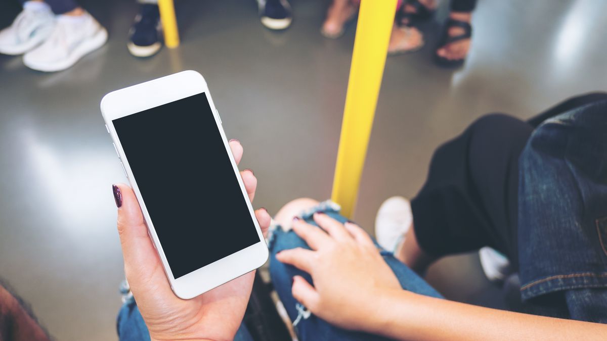 Jeszcze smartfon czy już tablet? Telefony z dużymi ekranami za niewielkie pieniądze 1