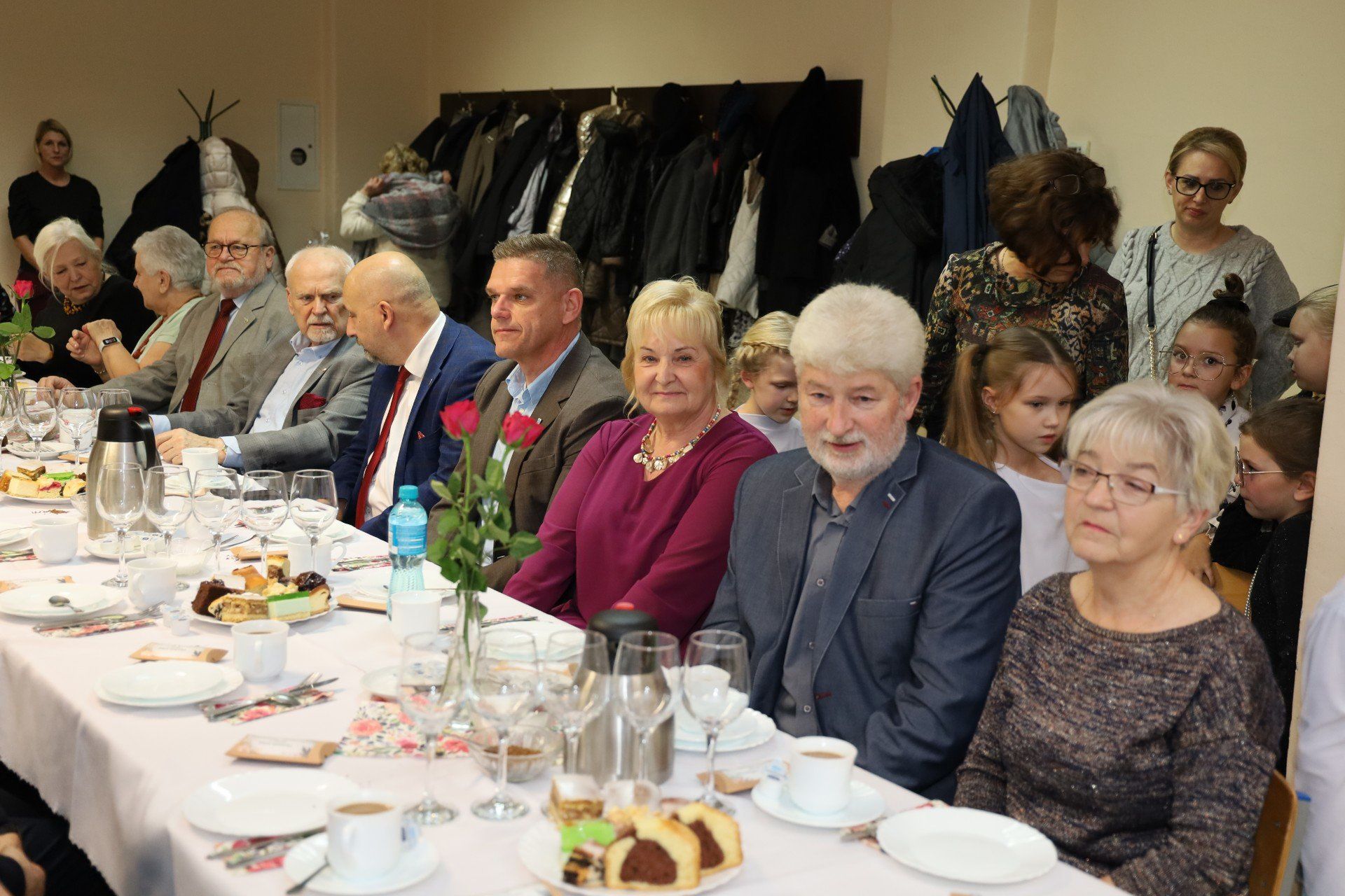 Spotkanie, najlepsze życzenia i program artystyczny. Dzień Seniora w Słocinie