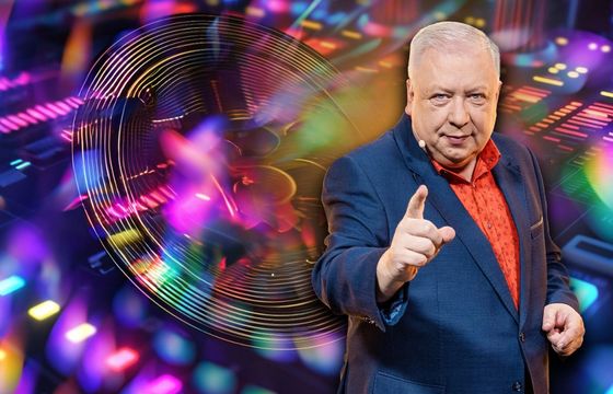 Marek Sierocki w piątkowe wieczory. „To jest grane” wraca do poprzedniego pasma