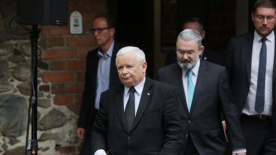 Jaros�aw Kaczy�ski, Karol Karski
Tomasz Waszczuk
do Parlamentu Europejskiego, do PE, eurokampania, europarlamentarna, europarlamentarzysta, europose�, kampania, kandydat do PE, konferencja prasowa, Nidzica, PiS, polityk, polityka, pose� do PE, starania, walka o reelekcj�, wizyta, wyborcza, zamek