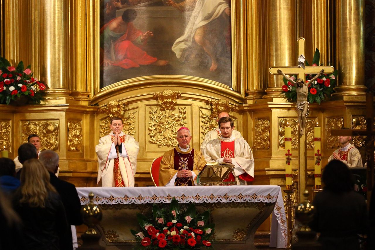 Kielce: Uroczysta msza z okazji 30-lecia Akcji Katolickiej Diecezji