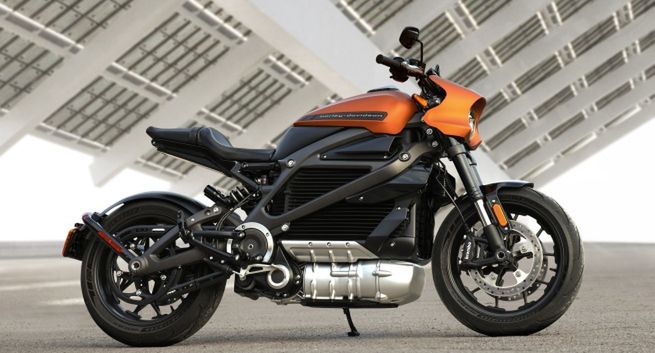 Elektryczny Harley-Davidson LiveWire wsparty reklamami w internecie (wideo)