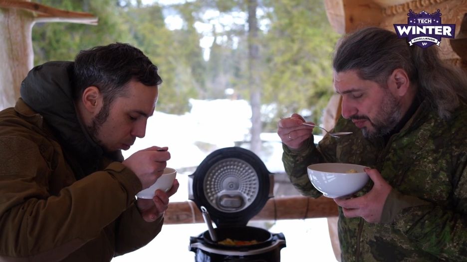 Dzięki Tefal Cook4Me Michał odkrył swój ukryty talent kulinarny, a Kostek nie zamarzł z zimna. Kalafiorowa to jest to! 