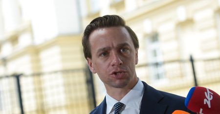 PiS układa się z Konfederacją? Bosak niechcący się wygadał