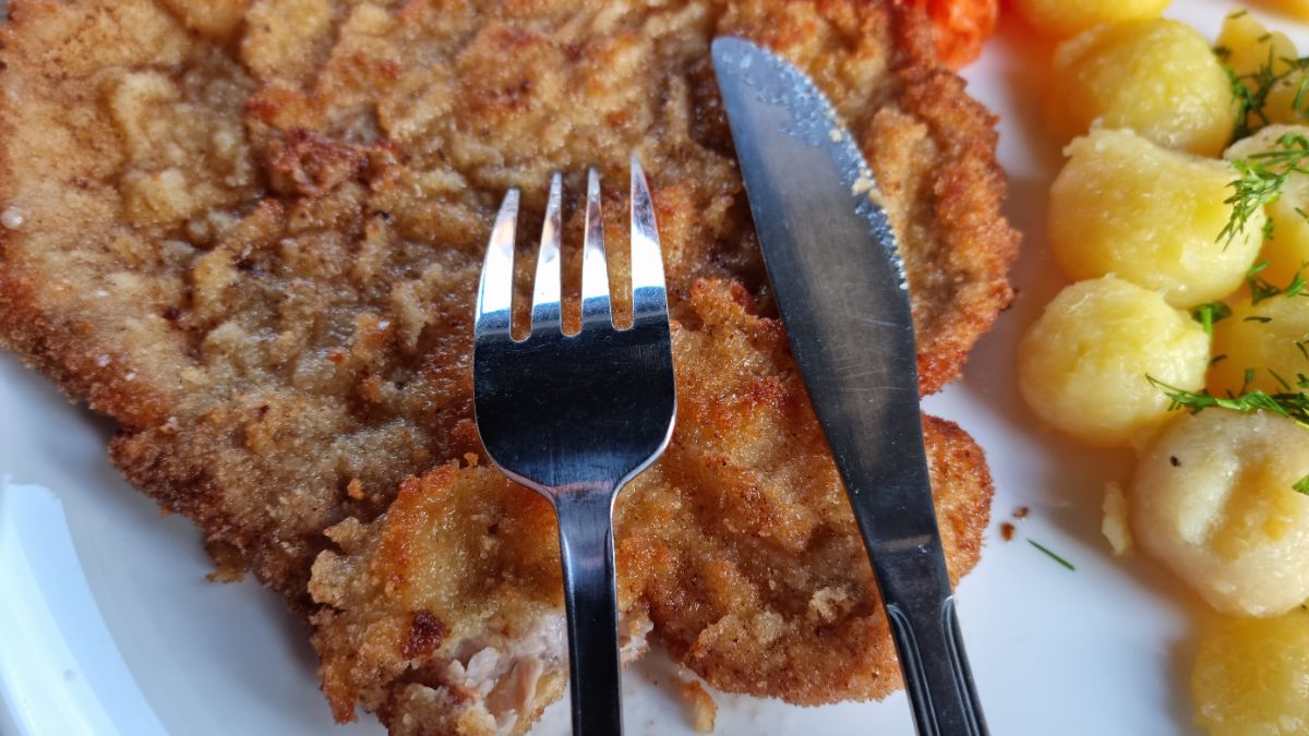 Zamówiła schabowego na Krupówkach. Gdy spojrzała na paragon, od razu chwyciła za telefon